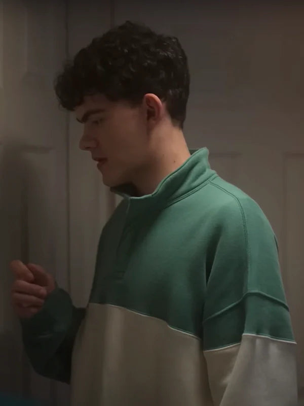 Heartstopper S03 Green and White Sweatshirt