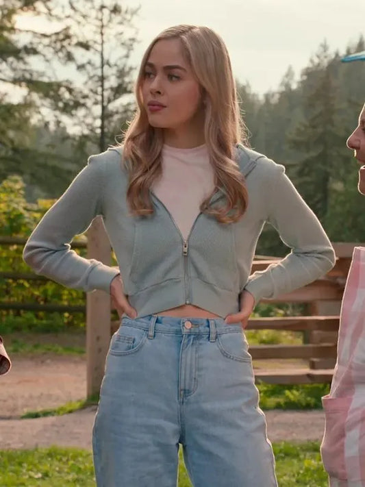 Virgin River S04 Lizzie Grey Cropped Hoodie – Inspired by Sarah Dugdale