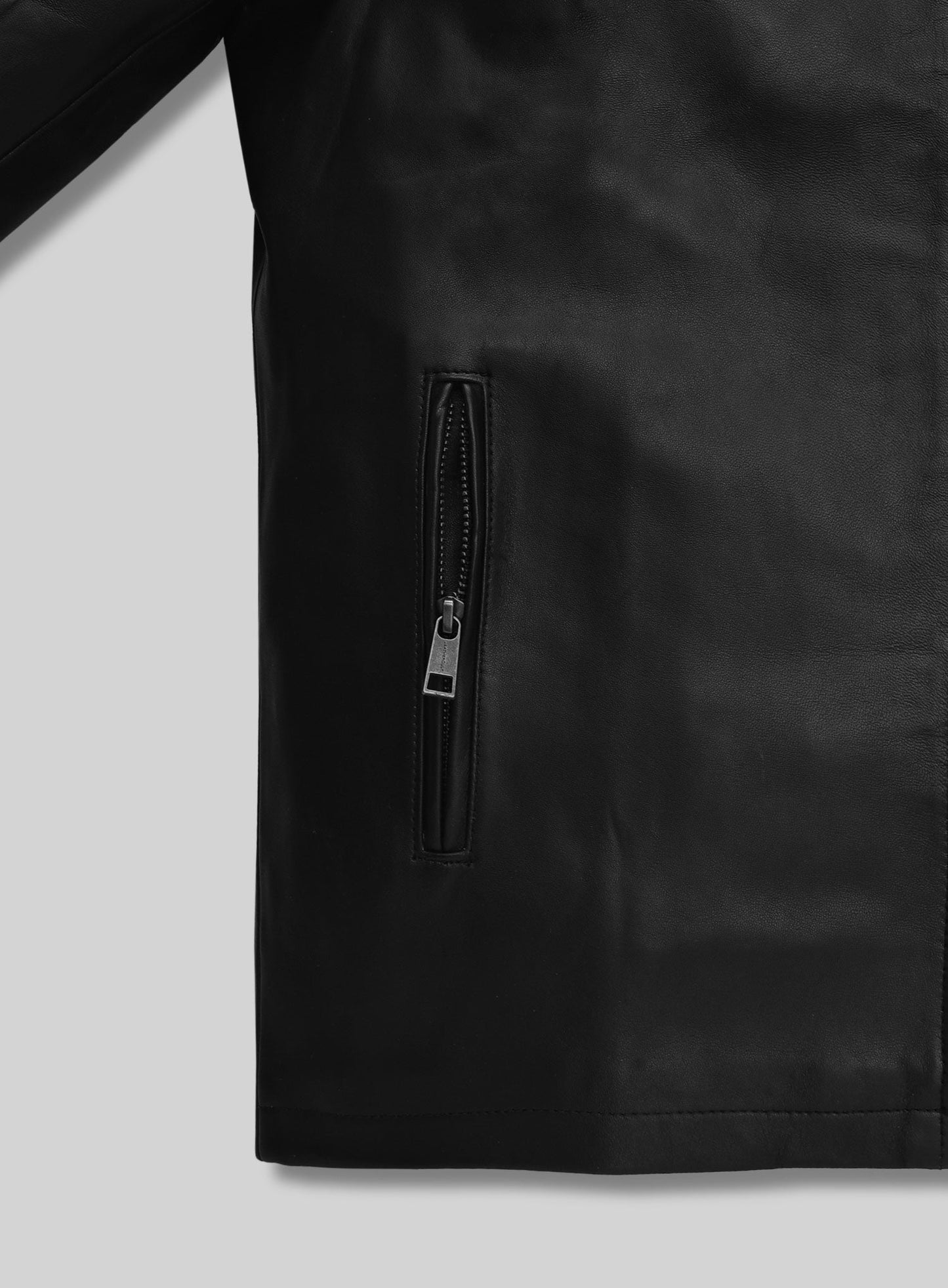 Joseph Quinn Stranger Thing Season 4 Leather Jacket